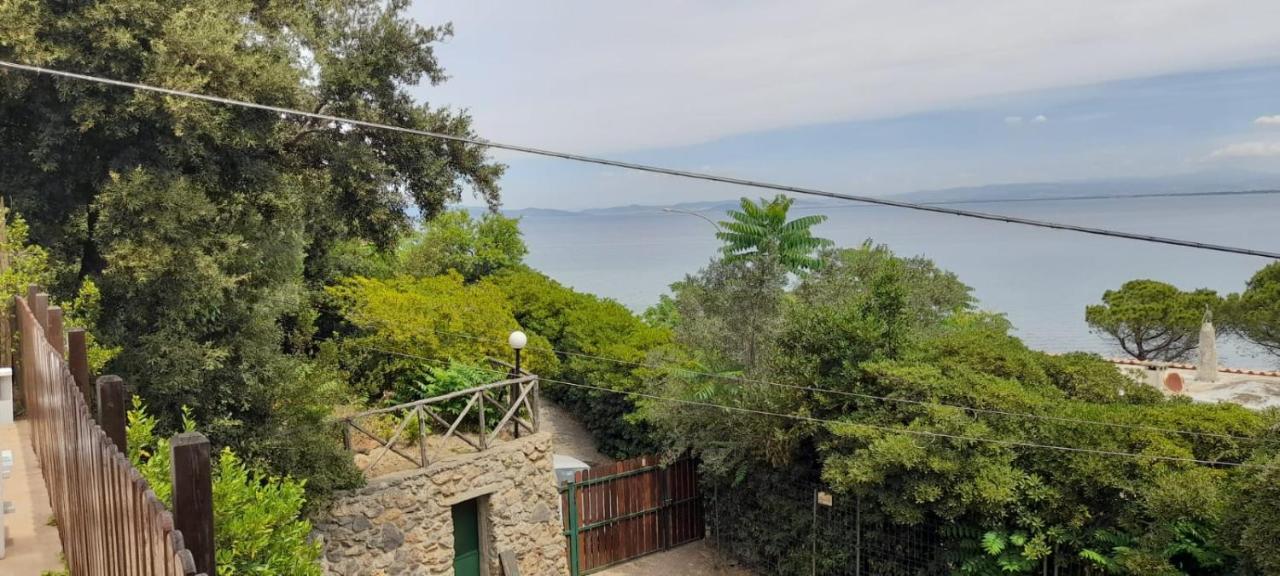 La Terrazza sulla Spiaggia Porto Santo Stefano  Esterno foto